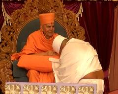 Shatabdi Mahotsav: પ્રમુખ સ્વામી મહારાજ નગરમાં USA, આફ્રિકા સહિત ભારતના 46 યુવાનોએ દીક્ષા કરી ગ્રહણ, જુઓ તસવીરો