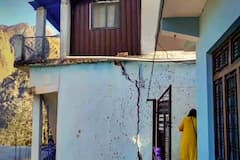 Joshimath: जमीन...भिंती...डोंगर...सगळंच खचतंय; पाहा जोशीमठमधील काळजाचा ठोका चुकवणारी दृष्यं