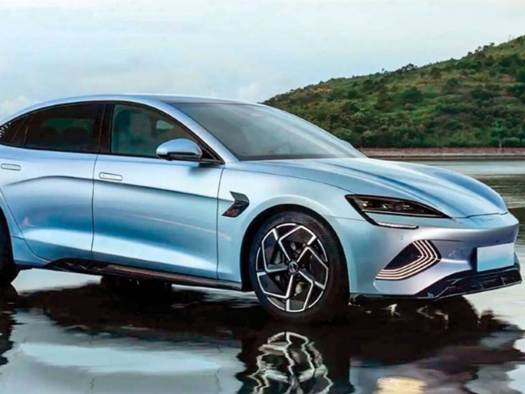 BYD Electric car: ஒருமுறை சார்ஜ் செய்தால் 700 கி.மீ. போலாம்.. விரைவில் வருகிறது பிஒய்டி நிறுவனத்தின் புதிய கார்