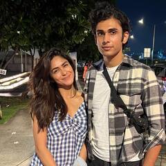 Mrunal Thakur : சகோதரருக்கு பிறந்தநாள் வாழ்த்து தெரிவித்த நடிகை மிருணாள்!