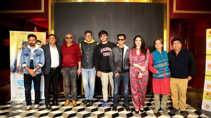 সেই সময়ে এবিপি আনন্দে দেওয়া সাক্ষাৎকারে অভিনেতা বলেছিলেন,  'যে কোনও অভিনেতাই স্বপ্ন থাকে কেন্দ্রীয় চরিত্রে অভিনয় করার। স্যার (অঞ্জন দত্ত) হঠাৎ একদিন এসে বললেন, সুপ্রভাত তৈরি হও। আমার গল্পে কেন্দ্রীয় চরিত্র তুমি। সেদিন যেমন একটা উত্তেজনা অনুভব করেছিলাম, ভালোও লেগেছিল।'
