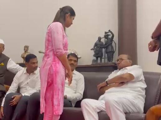 Sharad Pawar on bjp mla Laxman Jagtap in pune latest news updates maharashtra politics Sharad Pawar  : 'मलाही कॅन्सर झाला, मी त्यांना सांगितलं होतं...'; शरद पवारांनी सांगितला आमदार लक्ष्मण जगताप यांचा 'तो' किस्सा