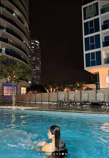 ਅਨੁਸ਼ਕਾ ਸੇਨ ਹਮੇਸ਼ਾ ਆਪਣੀ ਖੂਬਸੂਰਤੀ ਅਤੇ ਸਟਾਈਲਿਸ਼ ਅੰਦਾਜ਼ ਨਾਲ ਪ੍ਰਸ਼ੰਸਕਾਂ ਨੂੰ ਆਪਣੇ ਵੱਲ ਖਿੱਚਣ 'ਚ ਲੱਗੀ ਰਹਿੰਦੀ ਹੈ।