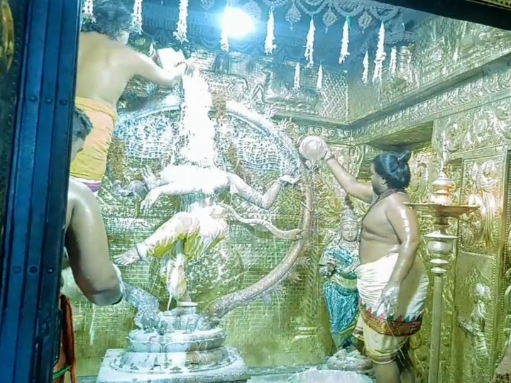 Arudhra Darshan 2023: உலகில் மிகப் பெரிய வடிவமாக எட்டரை அடி உயரம் கொண்ட நர்த்தன சுந்தர நடராஜர் கோயில் ஆருத்ரா தரிசனம்!