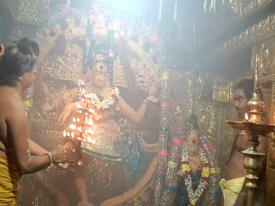 Arudhra Darshan 2023: உலகில் மிகப் பெரிய வடிவமாக எட்டரை அடி உயரம் கொண்ட நர்த்தன சுந்தர நடராஜர் கோயில் ஆருத்ரா தரிசனம்!