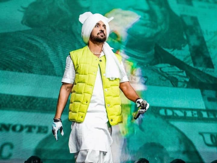 Diljit Dosanjh Net Worth: इन लग्जरी कारों के मालिक हैं दिलजीत दोसांझ, नेट वर्थ जानकर लगेगा शॉक birthday special Diljit Dosanjh total net worth numbers across around 150 crore Diljit Dosanjh Net Worth: इन लग्जरी कारों के मालिक हैं दिलजीत दोसांझ, नेट वर्थ जानकर लगेगा शॉक