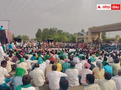 కామారెడ్డిలో మాస్టర్‌ప్లాన్ మంటలు- రైతులతో కలిసి కాంగ్రెస్‌ ధర్నా- బండి ఇంటి చుట్టూ పోలీసులు