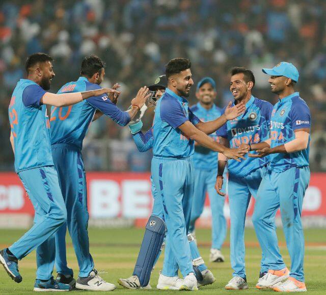 IND vs SL 3rd T20: राजकोटमध्ये रंगणार तिसरा टी20 सामना, कसा आहे टीम इंडियाचा येथील रेकॉर्ड India vs Sri lanka 3rd T20 to play at rajkot know team indias record at rajkot ground IND vs SL 3rd T20: राजकोटमध्ये रंगणार तिसरा टी20 सामना, कसा आहे टीम इंडियाचा येथील रेकॉर्ड
