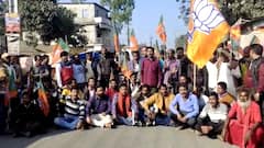 আবাস যোজনায় দুর্নীতির অভিযোগ, পুন্ডিবাড়ি গ্রাম পঞ্চায়েত অফিসে বিক্ষোভ বিজেপি কর্মীদের