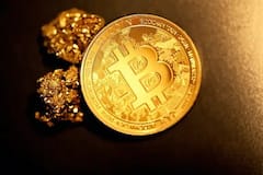 Gold Rate Today : सोन्याचे दर 'जैसे थे', तर चांदी किंचित महाग; वाचा तुमच्या शहरातील दर