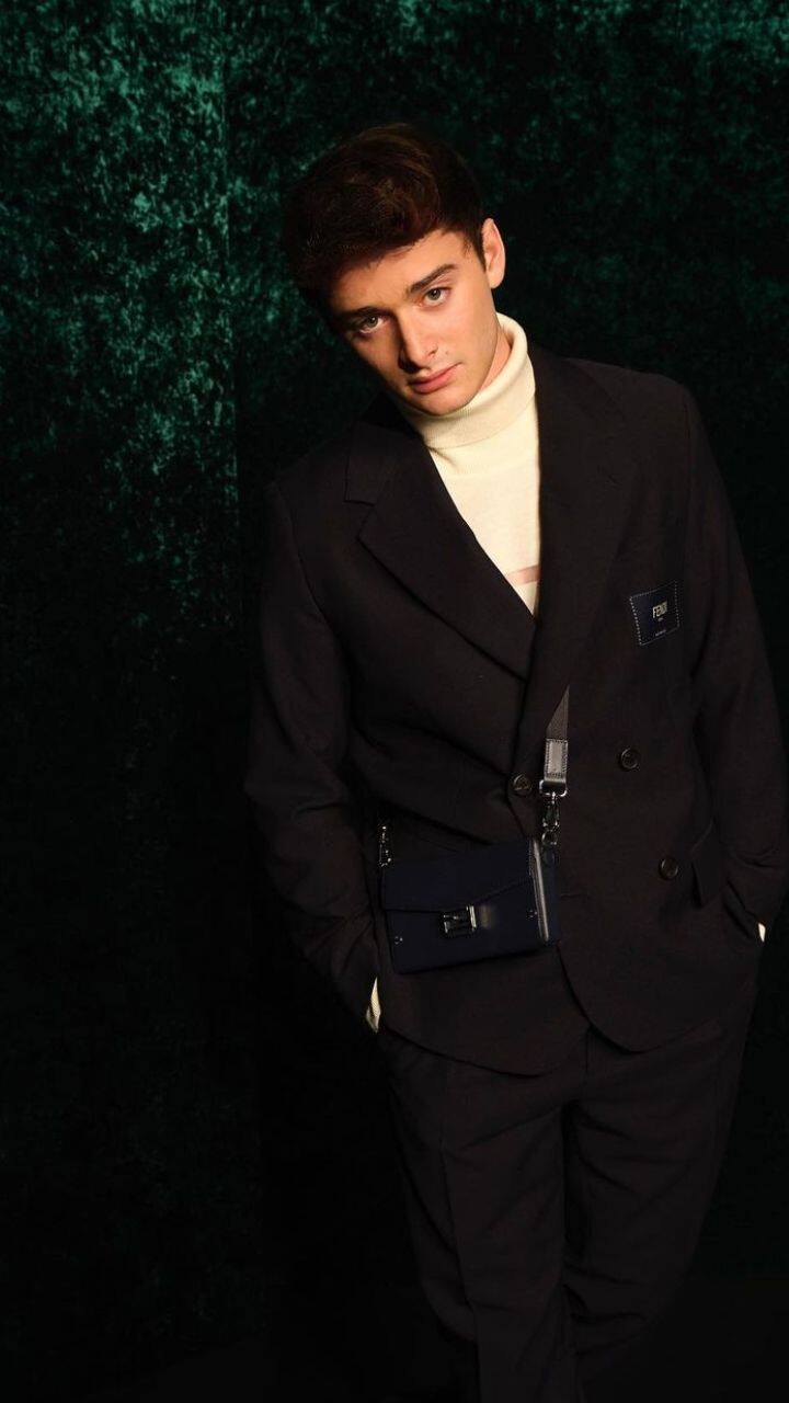 இதனால் பல பிரபலங்கள் இவரை பாராட்டி வருகின்றனர்