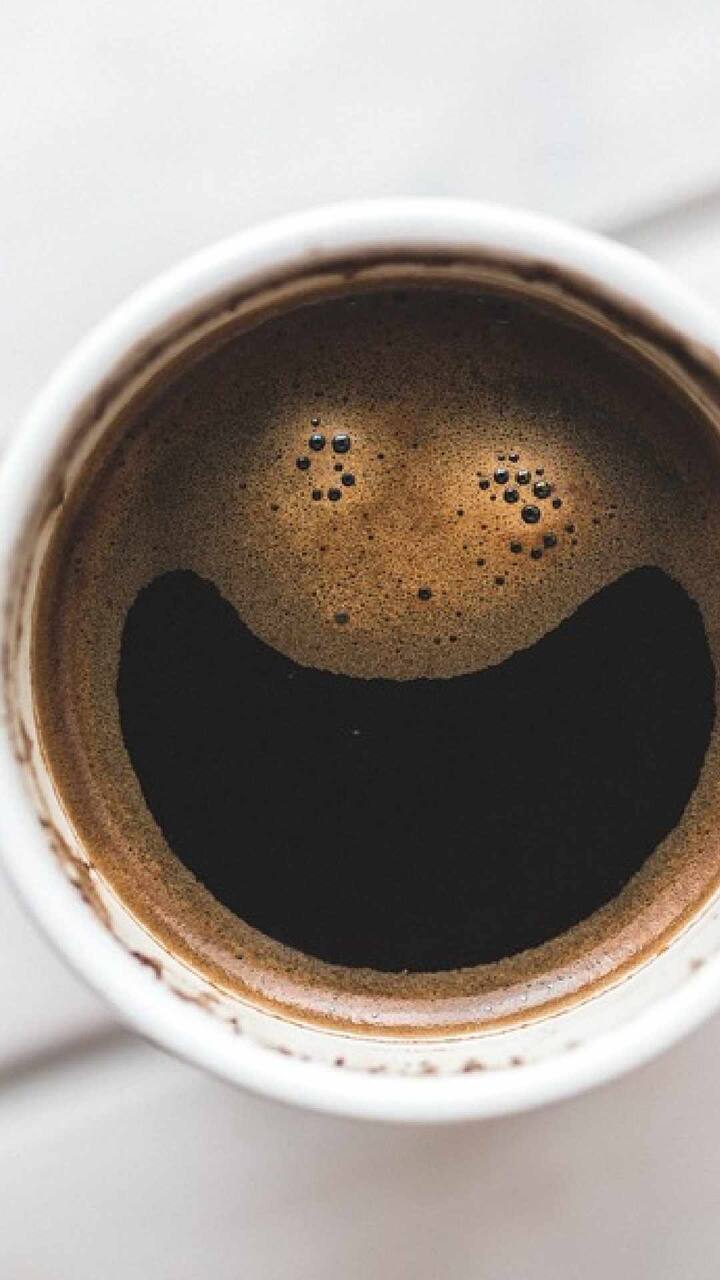 टीप : वरील सर्व बाबी एबीपी माझा केवळ माहिती म्हणून वाचक-प्रेक्षकांपर्यंत पोहोचवत आहे. यातून एबीपी माझा कोणताही दावा करत नाही. त्यामुळे कोणतेही उपचार, डाएट आणि औषधं तज्ज्ञांच्या सल्ल्यानं घ्यावीत.