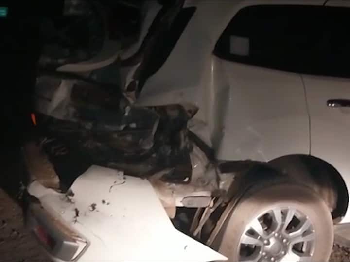 MLA Yogesh Kadam Accident : मागील काही दिवसांपासून नेत्यांच्या गाड्यांना अपघात झाल्याच्या बातम्या समोर आल्या आहेत.