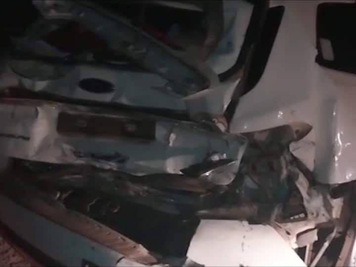 जयकुमार गोरे (Jaykumar Gore), धनंजय मुंडे (Dhananjay Munde) आणि आता आमदारत योगेश कदम यांच्या गाडीचा अपघात झाला आहे.