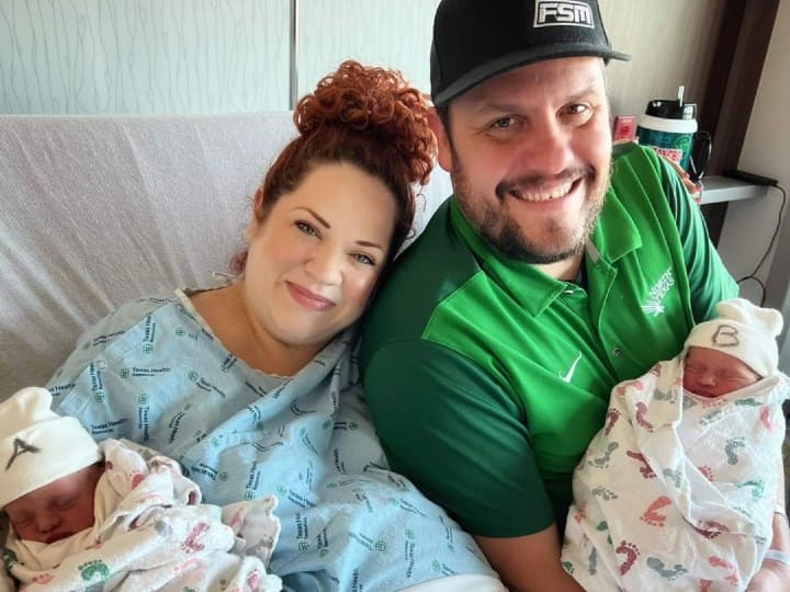 Texas Twins Birth: महिला ने जुड़वा बच्चों को दिया जन्म, लेकिन अलग साल और अलग महीने में हुए पैदा- ये है पूरा मामला