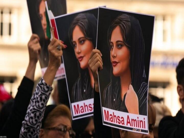 Iran Hanged Two Men in Connection with Anti Hijab Protests After Mahsa Amini Death Iran Hijab Protest: ईरान में दो लोगों को दी गई फांसी, दिसंबर की शुरुआत में सुनाई गई थी मौत की सजा, जानिए क्या है वजह