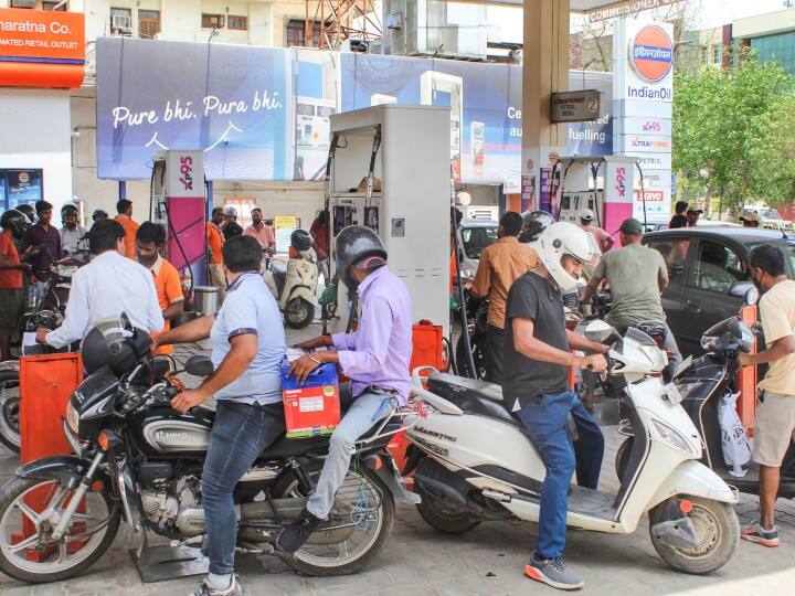 Petrol Diesel Price: petrol diesel price on 19th January 2023 in chennai Petrol Diesel Price: அடுத்தடுத்து வரும் 3 மாநில தேர்தலால் பெட்ரோல் டீசல் விலையில் மாற்றமா? இன்றைய நிலவரம் இதுதான்..!