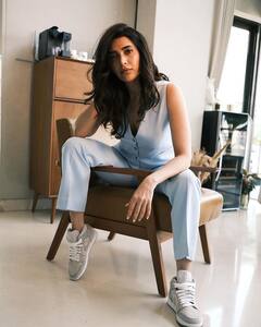 Karishma Tanna PHOTO: કુલ અંદાજમાં જોવા મળી અભિનેત્રી કરિશ્મા તન્ના