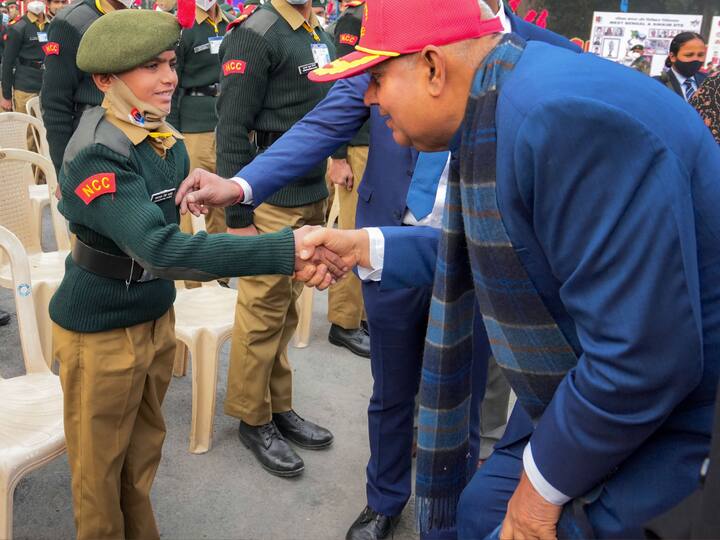 Additionally, Shri Jagdeep Dhankhar went to the recently renovated 'Hall of Fame' and the Flag Area where he listened to the young cadets briefing about their respective states and admired the varied social themes displayed in the Flag Aeeas made by them. (Image Source: PTI)