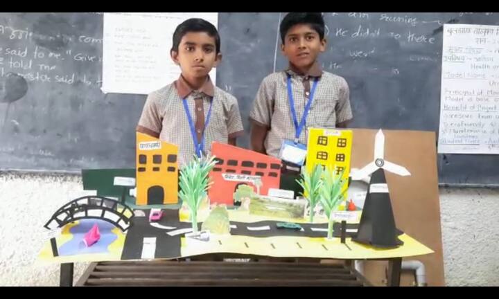 त्याच्या या प्रकल्पाला अनेकांनी भेटी दिल्या आणि कौतुकही केले.