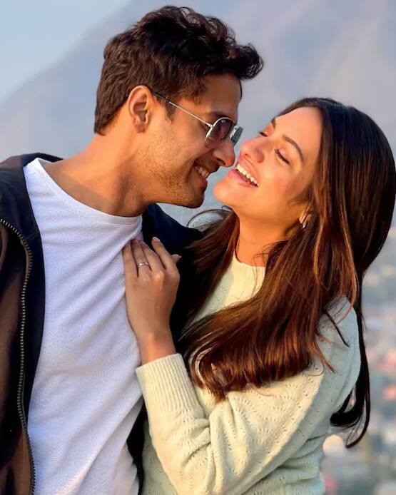 ਫਿਲਹਾਲ ਨੁਸਰਤ ਜਹਾਂ ਬੰਗਾਲੀ ਐਕਟਰ ਯਸ਼ ਦਾਸਗੁਪਤਾ ਨਾਲ ਹੈ।