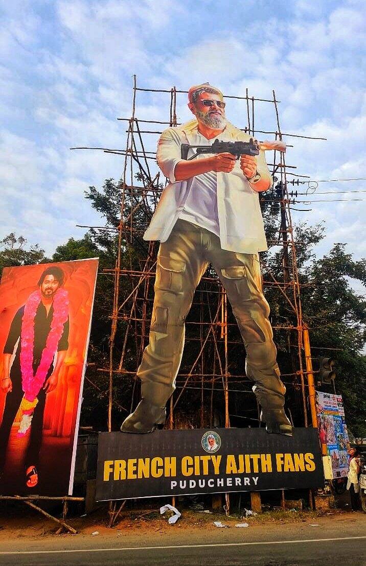 துணிவு படத்திற்காக 55அடி உயரத்தில் வைக்கப்பட்டுள்ள் அஜித்தின் கட்-அவுட்