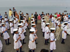 Maharashta Governor Flags Off Tri-Services Veterans Day Parade. See Pics