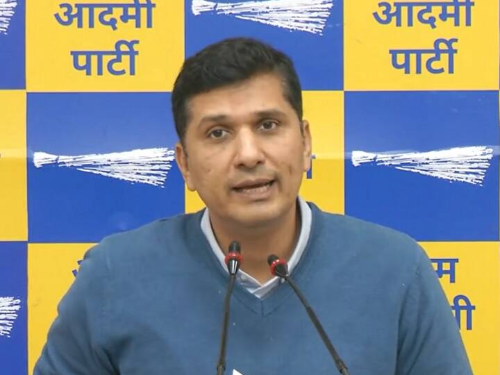 'कंझावला मामले में आरोपियों और निधि का नार्को टेस्ट क्यों नहीं करवाया', AAP ने दिल्ली पुलिस और BJP पर उठाए सवाल Aam Aadmi Party raises Questions Over delhi kanjhawala case AAP Chief Spokesperson Saurabh Press Conference 'कंझावला मामले में आरोपियों और निधि का नार्को टेस्ट क्यों नहीं करवाया', AAP ने दिल्ली पुलिस और BJP पर उठाए सवाल