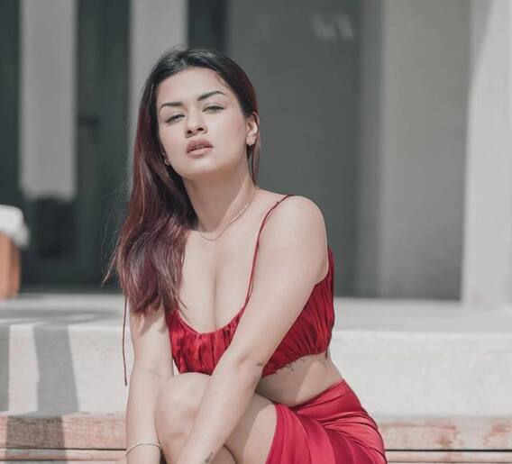 अवनीतचा जबरदस्त डेनिम लूक