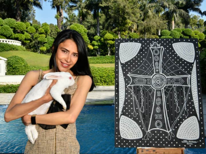 सनम बक्शी: इंडियन कंटेंपरेरी आर्ट को एक नया आयाम देने वाली आर्टिस्ट