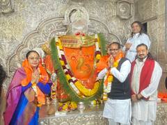 प्रवासी भारतीय सम्मेलन से पहले सीएम चौहान ने पत्नी के साथ की खजराना गणेश मंदिर की पूजा, की ये प्रार्थना