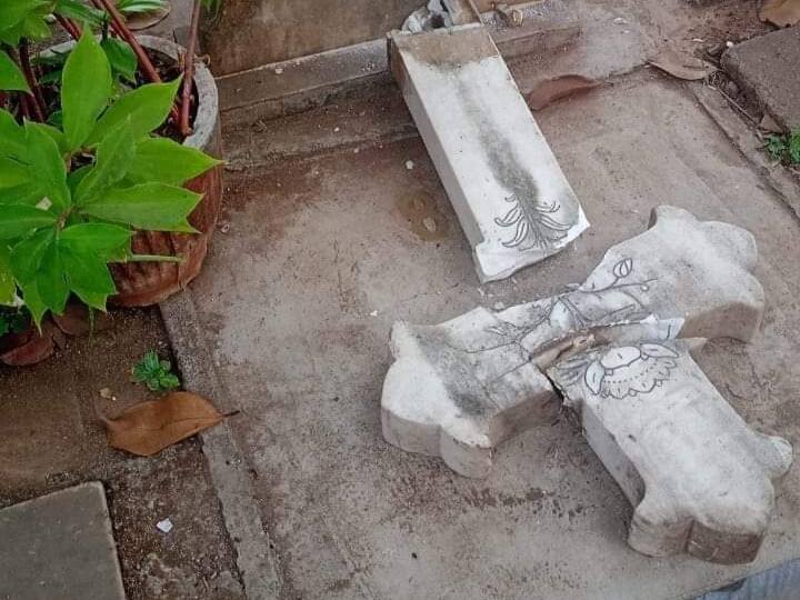 St Michael's Church: हर बुधवार को होने वाले 'नौवेना' के लिए मशहूर है सेंट माइकल चर्च , जानें 489 साल पुराने चर्च का इतिहास Maharashtra News attack on 489 year old St Michael's Church Famous for Wednesday Novena St Michael's Church: हर बुधवार को होने वाले 'नौवेना' के लिए मशहूर है सेंट माइकल चर्च , जानें 489 साल पुराने चर्च का इतिहास