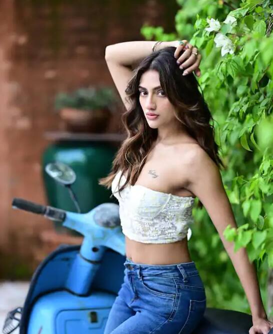 ਸਾਲ 2019 'ਚ ਸਰਦ ਰੁੱਤ ਸੈਸ਼ਨ ਦੇ ਪਹਿਲੇ ਦਿਨ ਨੁਸਰਤ ਜਹਾਂ ਸੰਸਦ 'ਚ ਨਹੀਂ ਜਾ ਸਕੀ ਸੀ। ਜਿਸ ਦਾ ਕਾਰਨ ਖੁਦ ਅਭਿਨੇਤਰੀ ਦੀ ਖਰਾਬ ਸਿਹਤ ਦੱਸੀ ਜਾ ਰਹੀ ਹੈ। ਦੱਸਿਆ ਜਾਂਦਾ ਹੈ ਕਿ ਨੁਸਰਤ ਨੂੰ ਅਸਥਮਾ ਦੀ ਸਮੱਸਿਆ ਹੈ, ਜਿਸ ਕਾਰਨ ਉਹ ਬੀਮਾਰ ਹੋ ਗਈ ਸੀ।