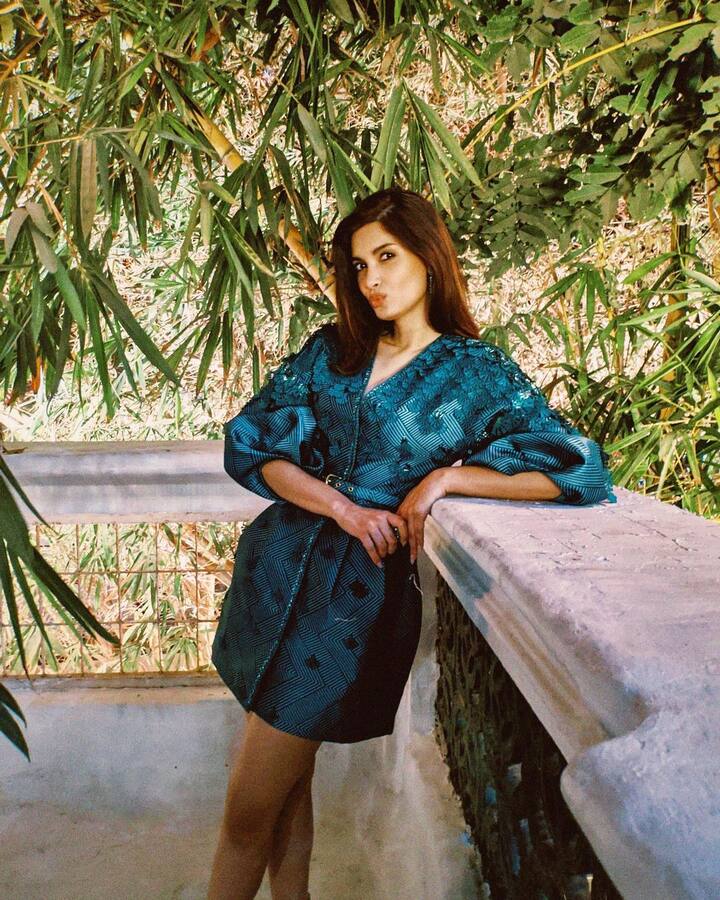 मॉडेलिंगपासून करिअरची सुरुवात करणारी डायना पेंटी तिच्या ग्लॅमरस फोटोंमुळे चर्चेत असते..(फोटो सौजन्य:dianapenty/इंस्टाग्राम)