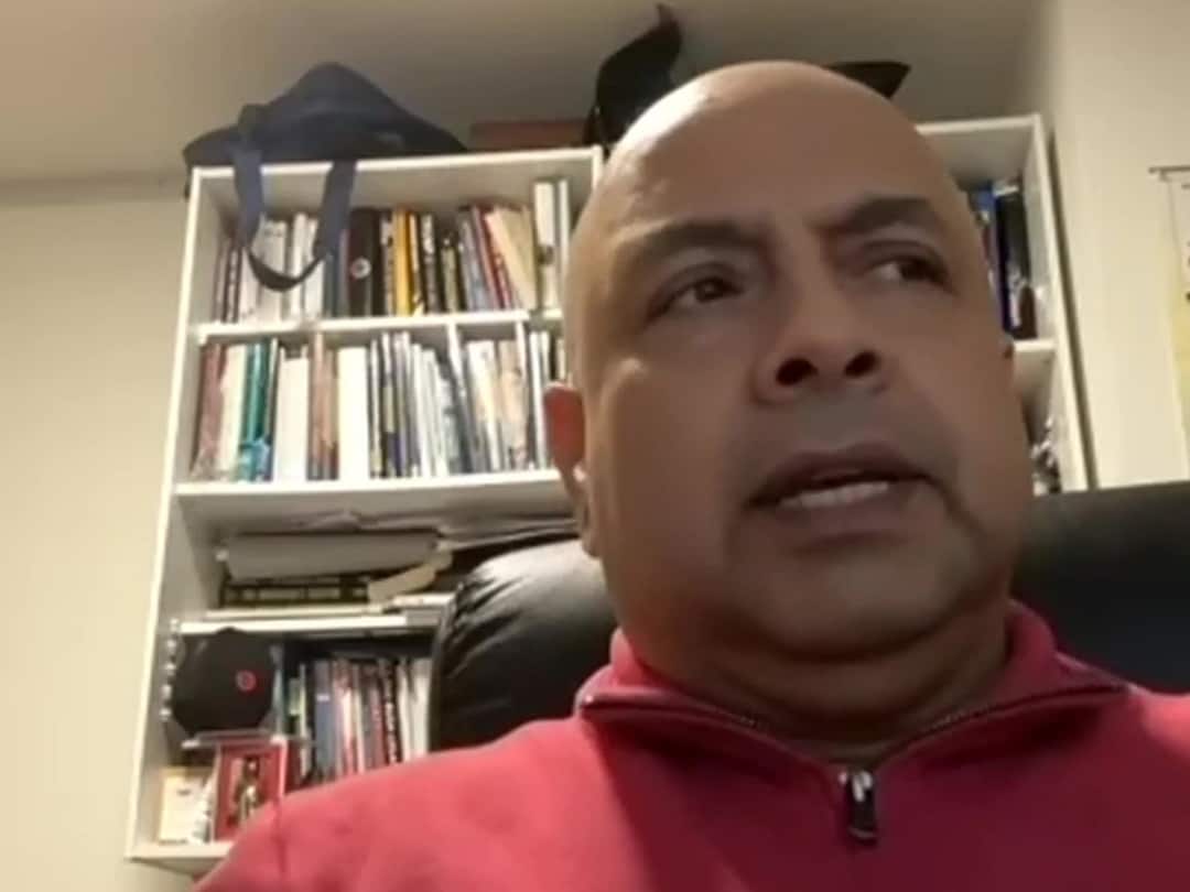 Air India Crew Did Nothing To Pacify Distressed Lady: Co-Passenger On Urination Case Air India Crew Did Nothing To Pacify Distressed Lady: Co-Passenger On Urination Case