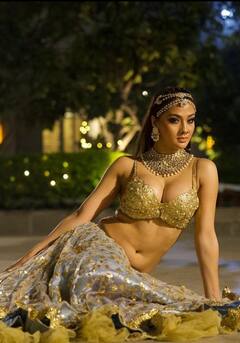 In Pics : कोण आहे ही सुंदरा? चाहते म्हणतात, हुस्न की परी!