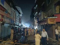 Mumbai Fire: मुंबई के मस्जिद बंदर इलाके की दो मंजिला बिल्डिंग में लगी भीषण आग, अब्दुल रहमान स्ट्रीट में 8 दुकानें जलकर राख