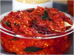 Telugu Recipes: టమాటో - పండుమిర్చి నిల్వ పచ్చడి, ఏడాదంతా తినవచ్చు