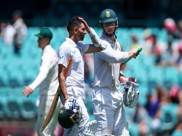WATCH: South Africa Awarded 5 Runs As Penalty To Australia In Rare Incident During third Test Sydney SCG WATCH: South Africa Awarded 5 Runs As Penalty To Australia In Rare Incident During Sydney Test