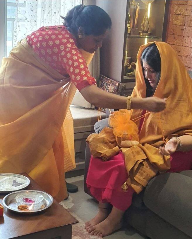 झनक और स्वप्निल ने अपने रोका सेरेमनी को धूमधाम से मनाने की बजाय फैमिली के साथ सेलिब्रेट करने का फैसला किया था.