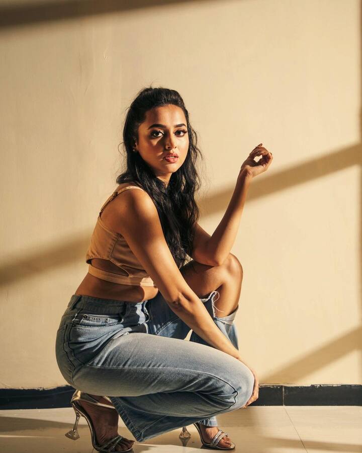 तेजस्वी प्रकाश ही टीव्ही जगतातील एक प्रसिद्ध अभिनेत्री आहे.(फोटो सौजन्य :tejasswiprakash/इंस्टाग्राम)