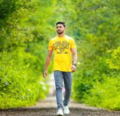 Nashik News : नाशिक जिल्ह्यावर शोककळा, जवान आदित्य जाधव यांचे मनात घर करणारे फोटो