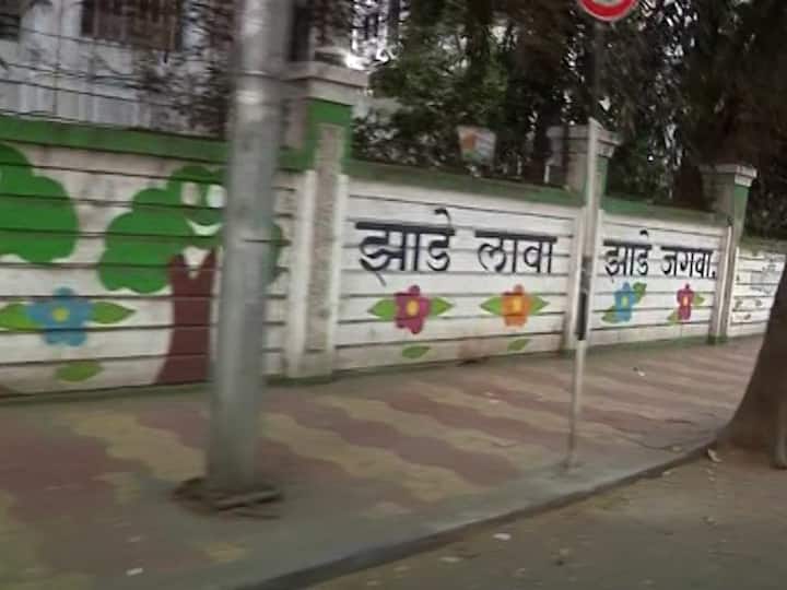 पण प्रश्न असा आहे... की फुकटात ४०० फुटांची भिंती रंगवून मिळाली होती... तर त्याविरोधात सोसायटीनं तक्रार का केली?