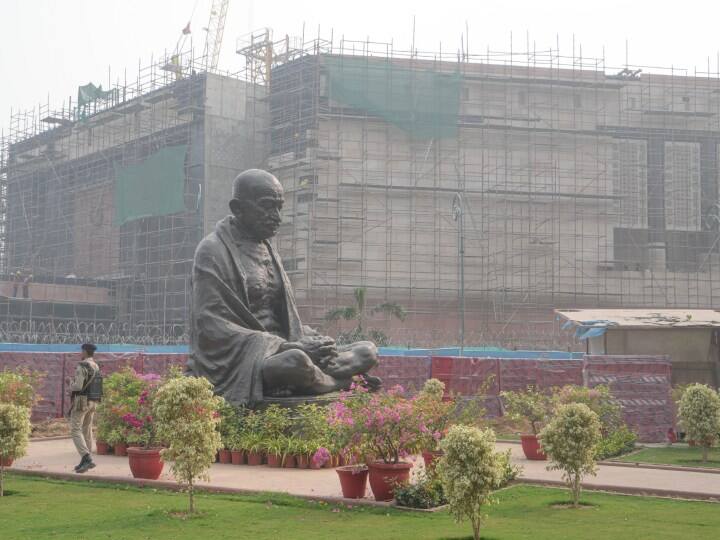 new parliament to be ready by end of january government sources Central Vista: कब तक तैयार हो जाएगी संसद की नई इमारत? जानें