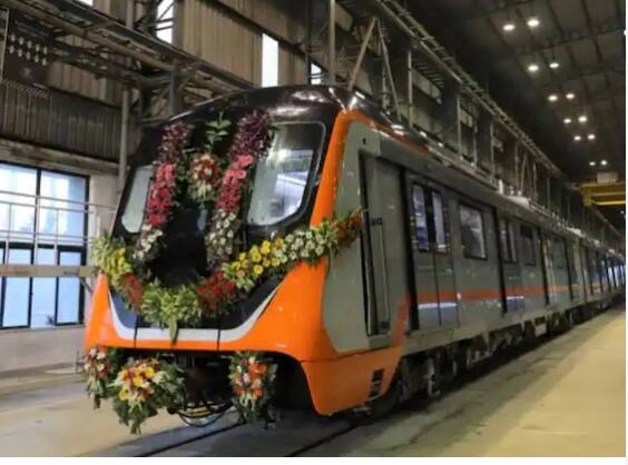 ਯੋਗਤਾ : ਭਰਤੀ ਲਈ ਅਪਲਾਈ ਕਰਨ ਵਾਲੇ ਉਮੀਦਵਾਰਾਂ ਕੋਲ ਪੋਸਟ ਦੇ ਅਨੁਸਾਰ ਸਬੰਧਤ ਅਨੁਸ਼ਾਸਨ ਵਿੱਚ ਇੰਜੀਨੀਅਰਿੰਗ, ਚਾਰਟਰਡ ਅਕਾਊਂਟੈਂਟ ਨਾਲ ਗ੍ਰੈਜੂਏਸ਼ਨ, ਵਿੱਤ ਵਿੱਚ ਐਮਬੀਏ ਹੋਣਾ ਚਾਹੀਦਾ ਹੈ।