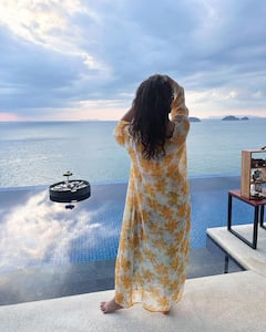 Keerthy Suresh : ‘கன்னித் தீவு பொண்ணா கட்டெறும்பு கண்ணா..’ புது போட்டோஸ் பதிவிட்ட கீர்த்தி சுரேஷ்!