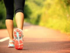 Ayurveda Tips: भोजन करने के बाद तुरंत सोने से करें परहेज, सिर्फ 100 कदम चलें, मिलेंगे कई फायदे