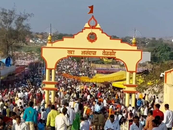 हा उत्सव पाहण्यासाठी राज्यातून जवळपास सहा लाख भाविक कोरठण या ठिकाणी दाखल झाले होते.