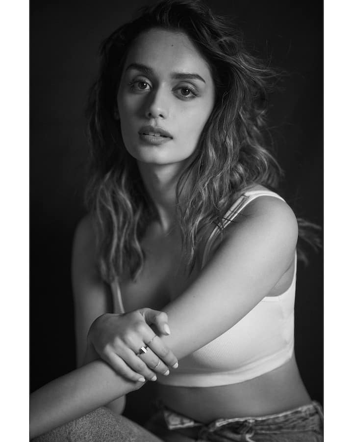 మానుషి చిల్లర్ అందమైన ఫోటోలు -Image credit: Manushi Chhillar/Instagram
