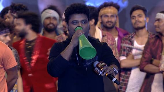 Devi Sri Prasad About Poonakalu Loading: సినిమా సాంగ్ ప్లే చేసి వినిపించిన డీఎస్పీ